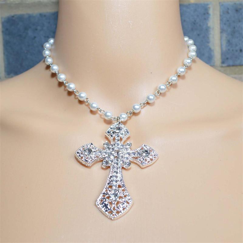 Punk Style Cross Pendant Necklace For Women With Electroplated Alloy Jewelry