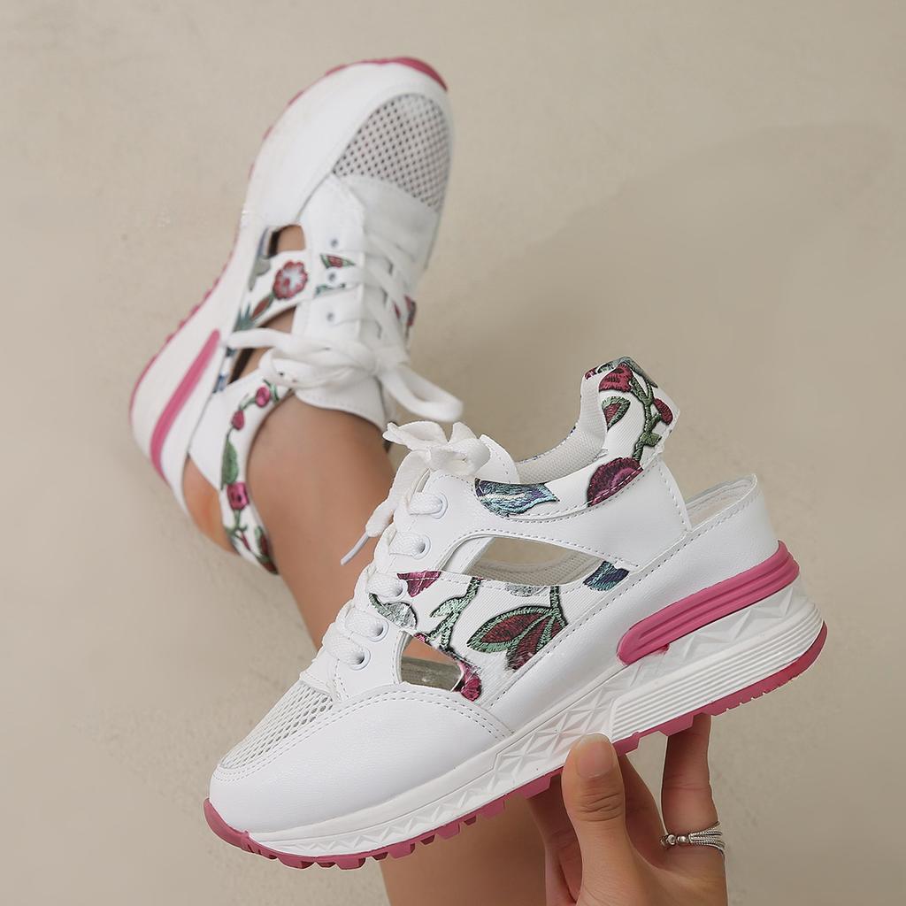 Summer New Breathable and Fashionable Thick Bottom Slope Heel Sandals for Women's Casual Students Sports Strap Sandals