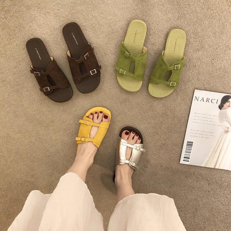 Fashion Women Flats Slippers Elegant Sandals Woman Shoes Summer New Trend 2025 Walking Soft Flip Flops Designer Open Toe Slides