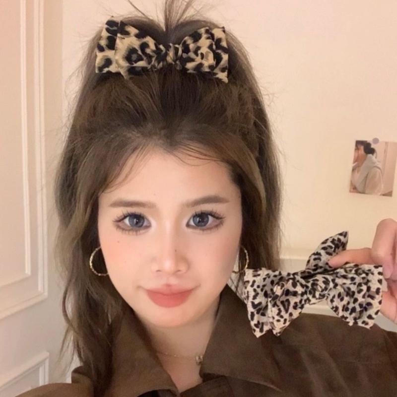 Leopard Pattern Bowknot Hair Claw Clip For Women NonSlip Ponytail Holder Hair Clamp For Thick Fine Hair Styling Tool