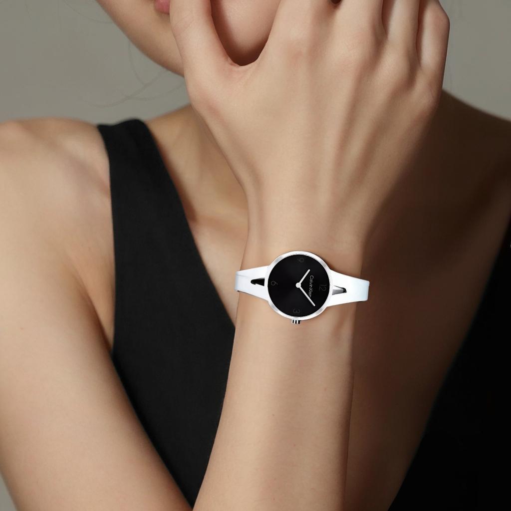 Calvin Klein Fashion Series Watch Quartz Movement Steel Strap 30Mm Black Dial Women watches 25100026