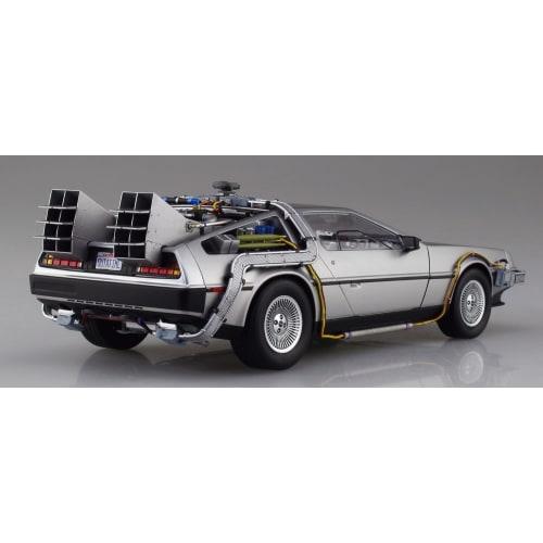 Aoshima Bunka Kyozai Movie Mecha No. BT-01 Back To the Future Part I Time Machine 1/24 Scale Plastic Model