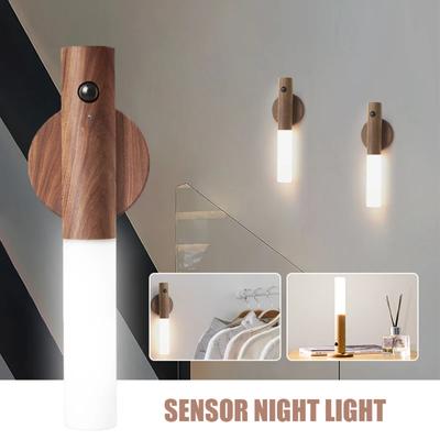 Neue LED-Wandleuchte mit Bewegungsmelder für Flur, Schrank, Kleiderschrank, kabelloses Nachtlicht mit Holzstab, Dekorlicht