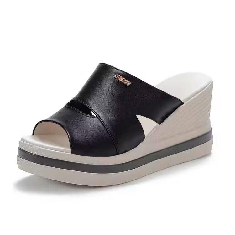 Soft leather thick-soled soft-soled slippers, new summer wear, waterproof table wedge heel, high-heeled sandals.