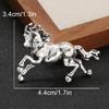 1Pc Cloth Decoration Fresh Horse Brooch Exquisite Metal Brooch Gift Zinc Alloy