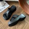 Small open-toed lazy one-word slippers outer wear women's summer new thick-soled thick-heeled cool slippers women