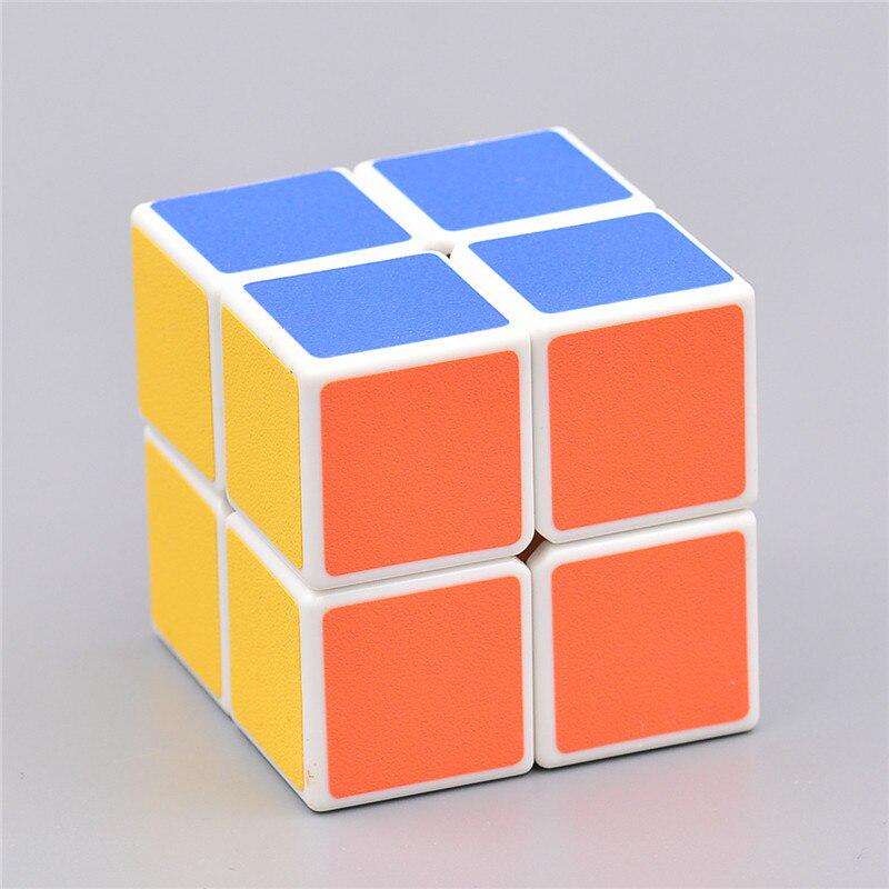 2018 Magic Cubes 2x2x2 Ultra-smooth Puzzle Cubes Speed Cubo Square Cubo Cubo Magico Toys Spinner Magic Cube Toys MF209