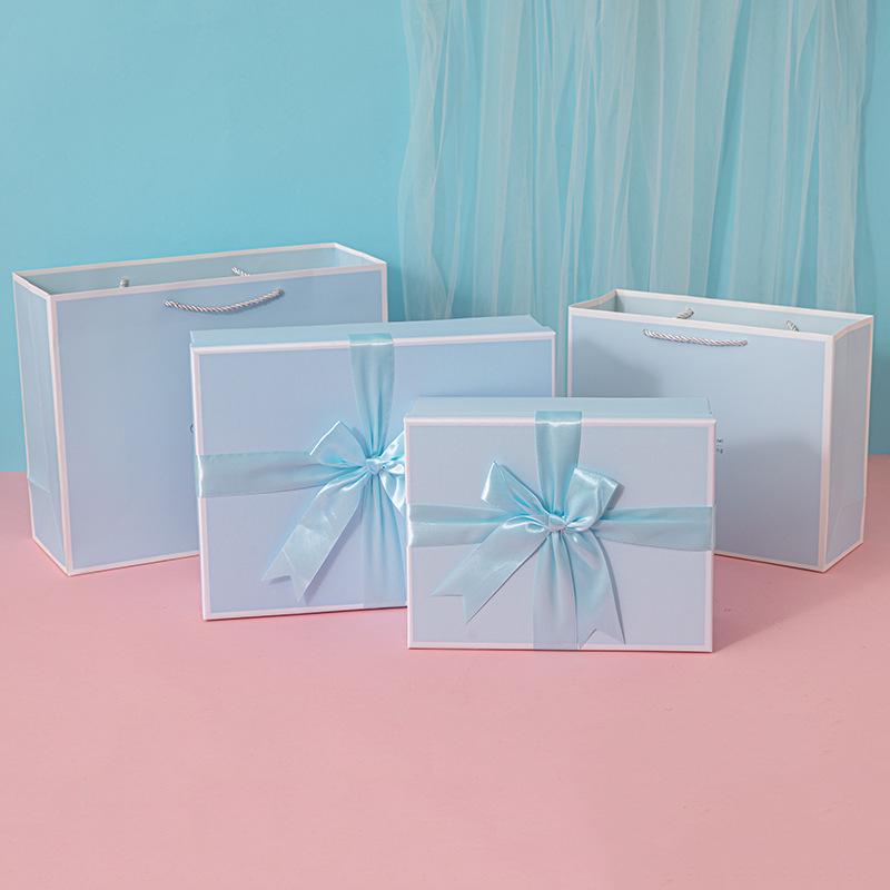 Valentine's Day White Lid & Base Gift Box for Lipstick - Elegant Holiday Packaging