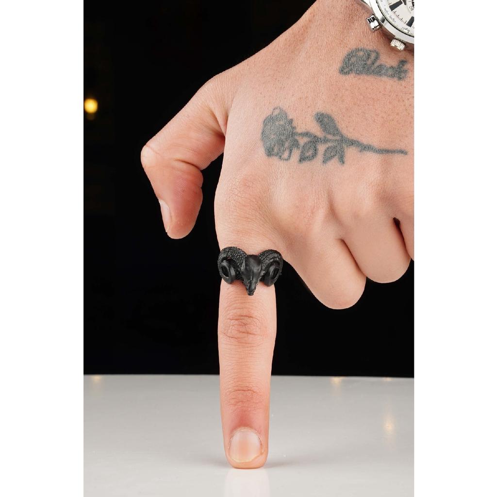 Aries Model Adjustable Black Ring
