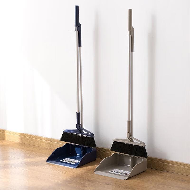 

Chahua Soft Bristle Broom and Dustpan Set