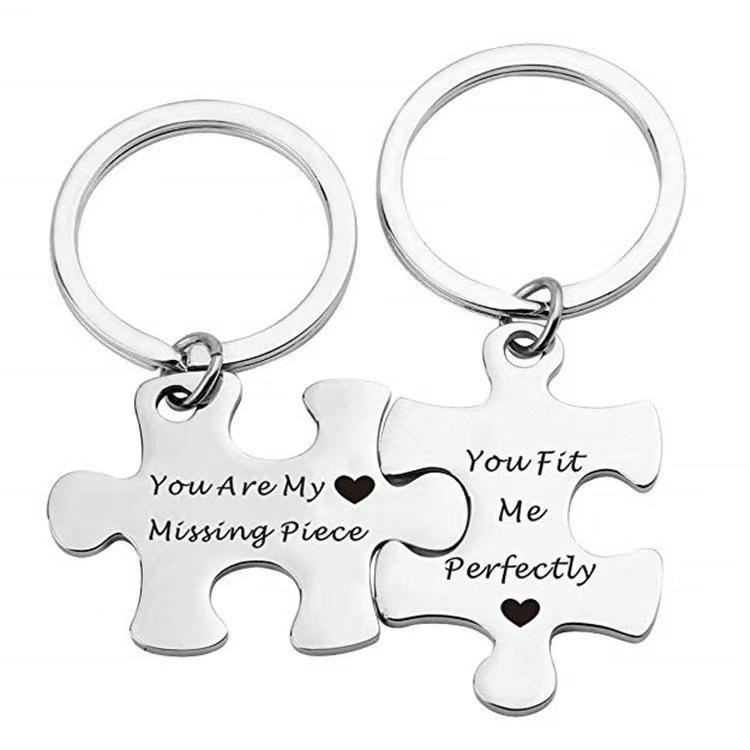 Creative Minimalist Keychain Spanish Key Pendant Metal Stainless Steel Laser Key Ring Stainless Steel Keychain for Backpack Bag Pendant