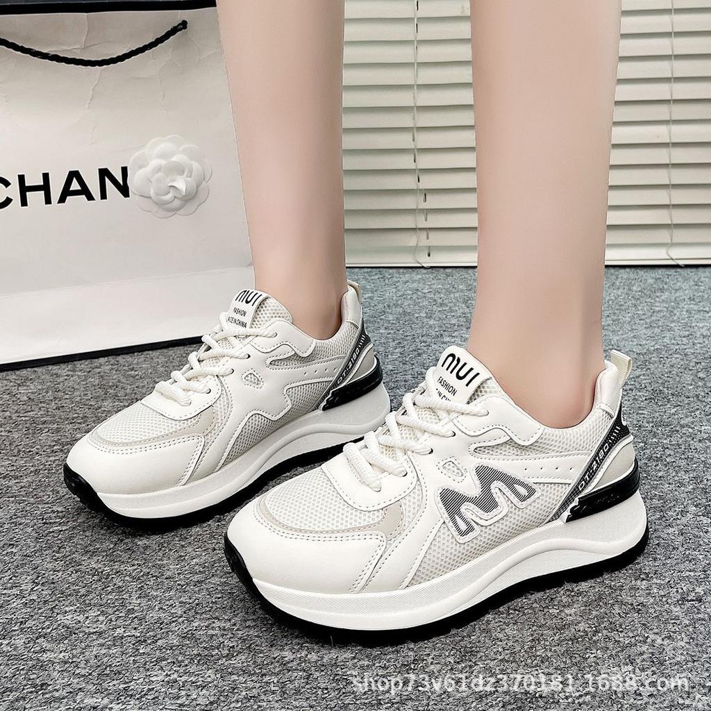 Sneakers Women's 2025 New Spring and Autumn Running Shoes Soft Sole Not Tired Feet Light Student Dad Casual Shoes