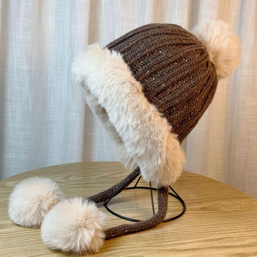 Cute hairball ear protection wool hat for women, warm in autumn and winter, thickened large head circumference and small face knitted hat
