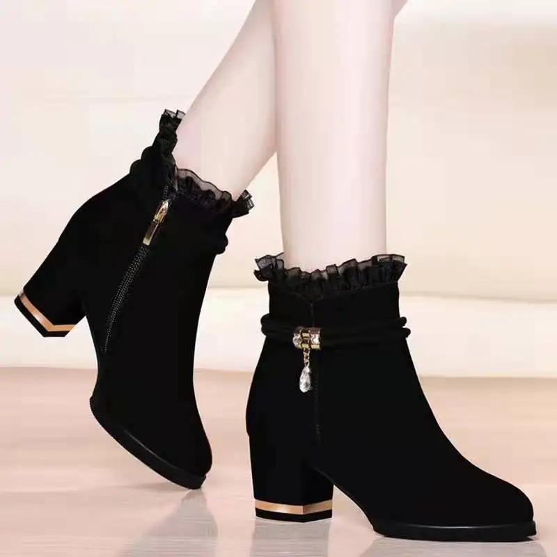 New Autumn Fashion Boots Women Fur Winter Warm Pointed Ankle Boots Sexy High Heel Rhinestone Decoration Zipper Women Boots