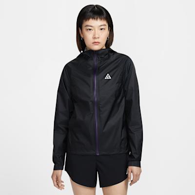 Nike Jackets Women's Black/Mountain Peak White Hooded Moderate Hard Sh