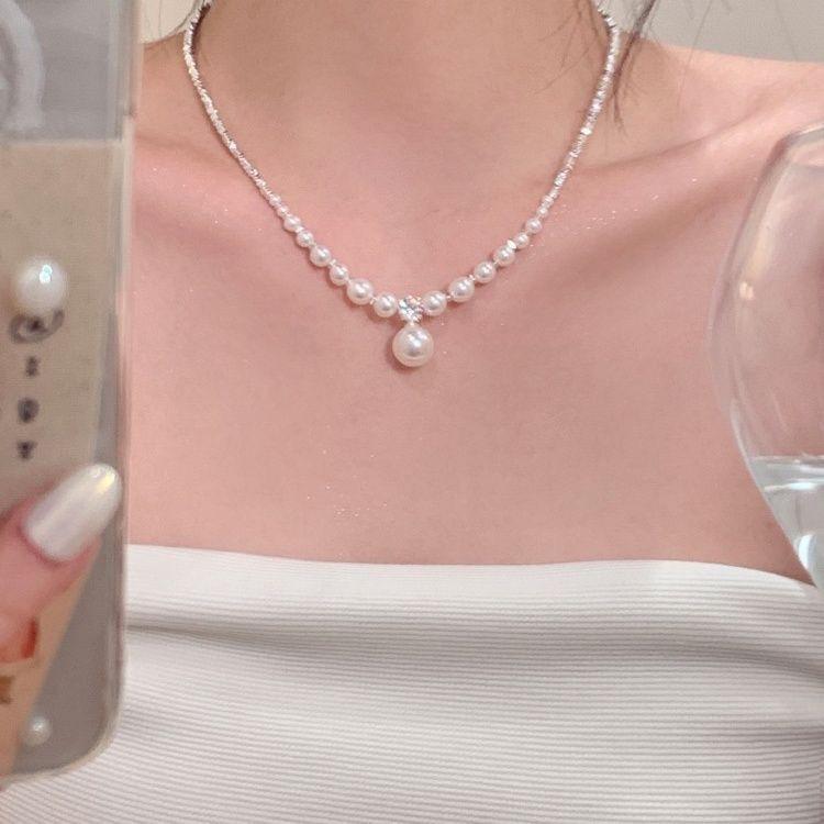Broken Silver Pearl Necklace, Small Design, High Sense, Simple Temperament, Collarbone Chain, Women's Sugar Cube, Small Diamond, Light Luxury and