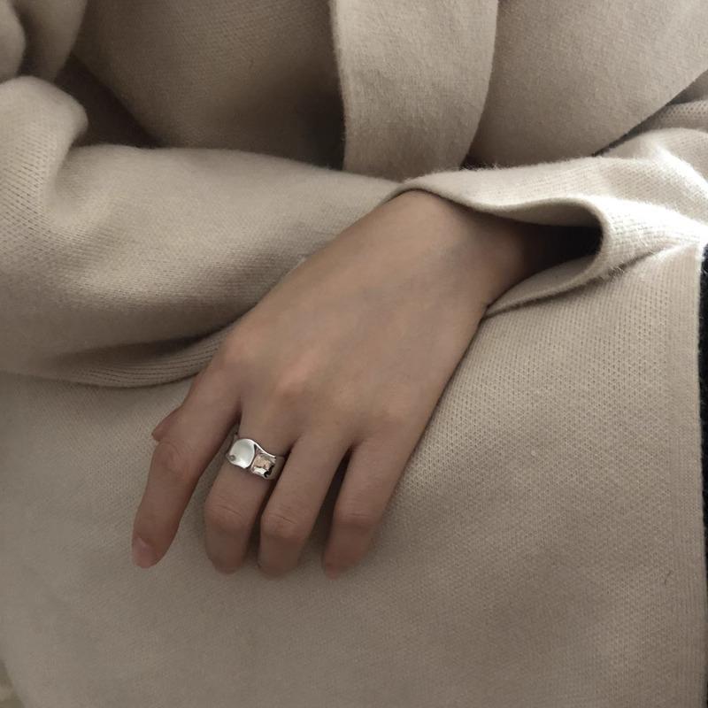 Retro Irregular Vertical Pattern Ring Women's Casual Wide Edge Circle Open Design Geometric Party & Daily Finger Jewelry