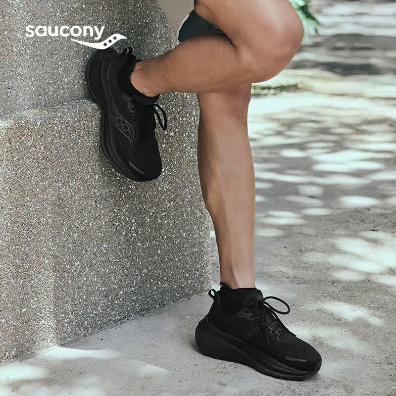 Saucony Hurricane 25 Stability Running Shoes