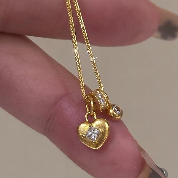 

New in cute and exquisite heart-shaped necklaces light luxury irregular pendants fashion collarbone chain wedding jewelry gift 45cm золотой