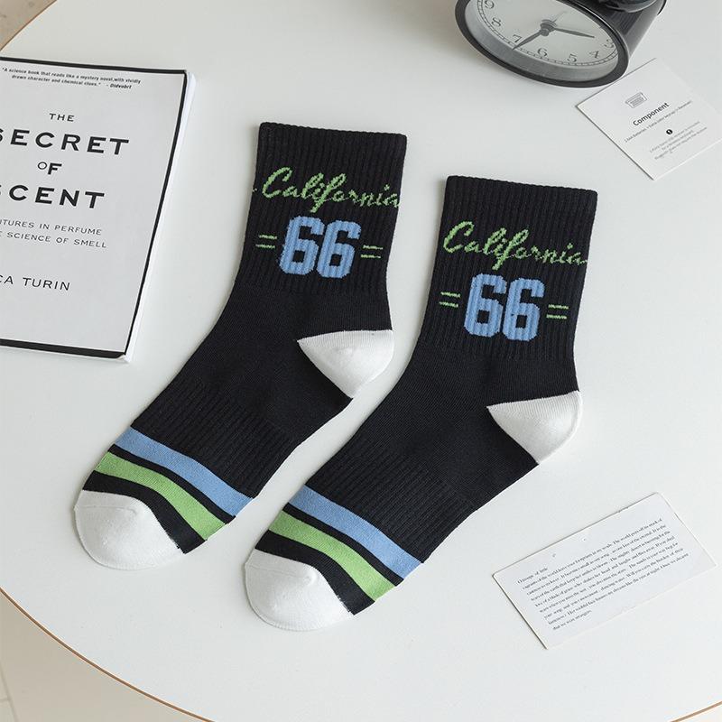5 Pairs of Men's Autumn Cotton Deodorizing Sweat Absorption Teenagers New Style All Match Tube Socks