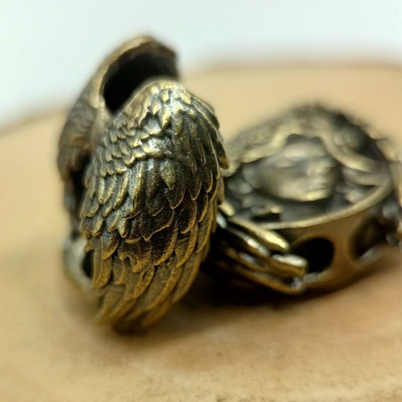 1pcs Vintage Brass 4mm Hole Wings Guardian Beauty Keychain Pendant Backpack Pendant Vintage Brass Crafts Classic Brass Vintage Brass Crafts Miniature