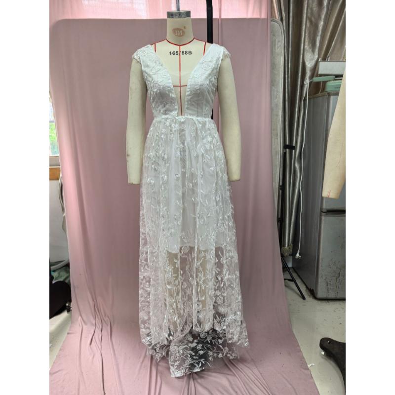 Women White 3D Floral Lace Deep V Sheer Tulle A Line Wedding Dress Spring Elegant Bridal Train Maxi Gown Formal Wedding Guest Evening Party Dress