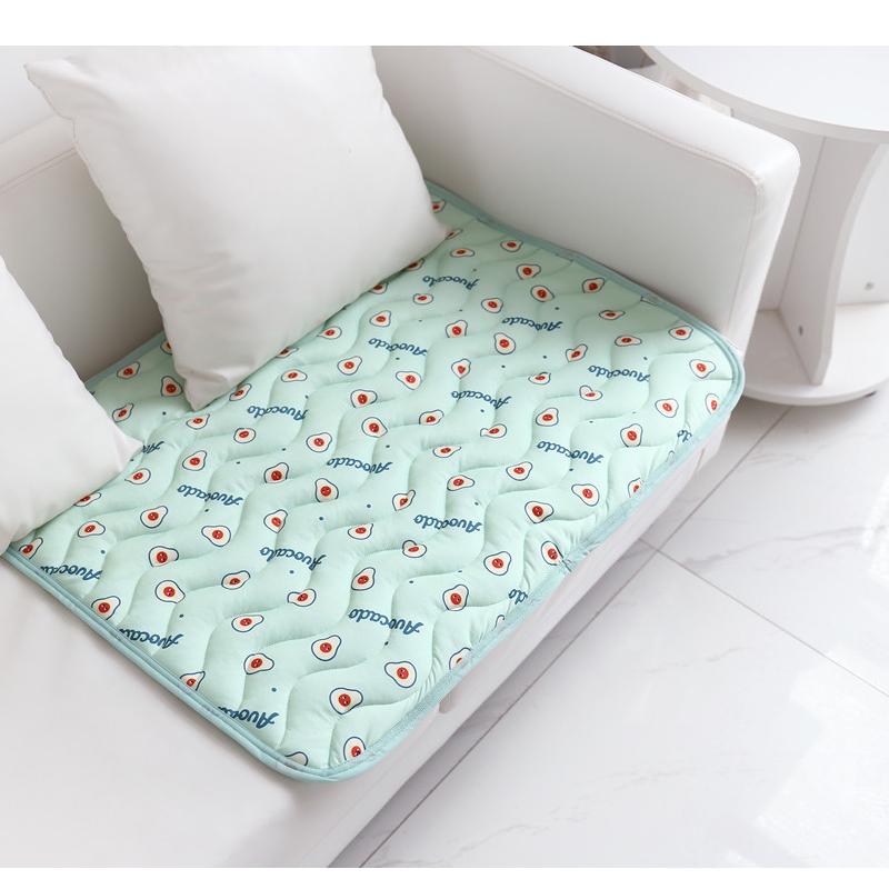 Summer Dog Cooling Mat Breathable Pet Dog Bed Blanket Ice Silk Pad Sofa Kennel for Small Medium Dogs Cats Dog Car Seat Cushion