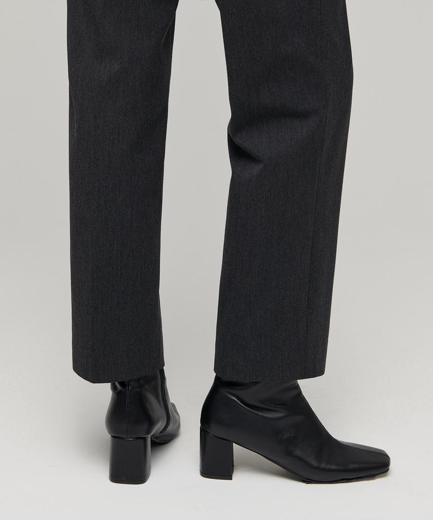 MUSINSA STANDARD WOMAN Women'S Heavyweight Fleece-Lined Loose Tapered Hidden Elastic Waist Slacks [Charcoal Gray]