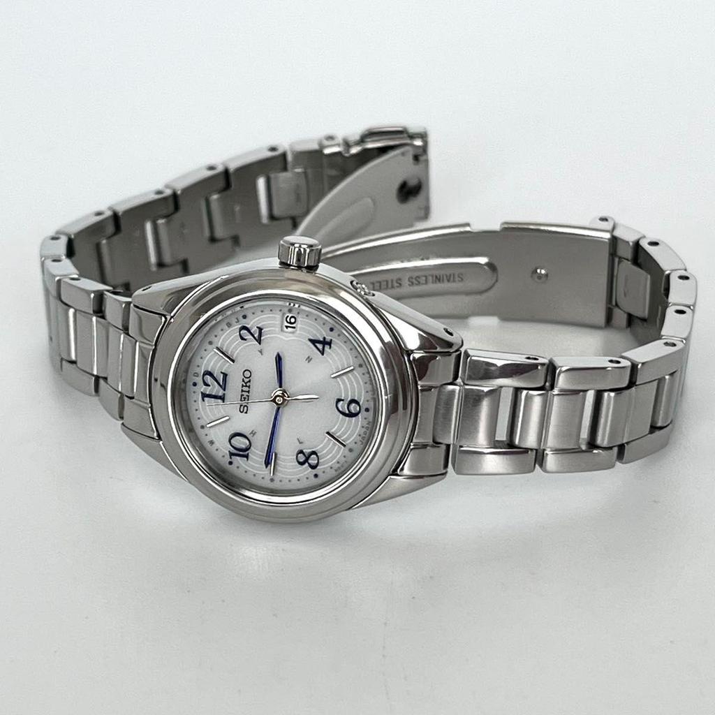 Used [In operation] Polished Seiko SEIKO ladies watch radio solar good condition silver white dial s2383
