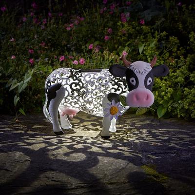 Cow Solar Garden Light Hollow Design IP45 Waterproof Color-Changing Metal Decorative Lamp