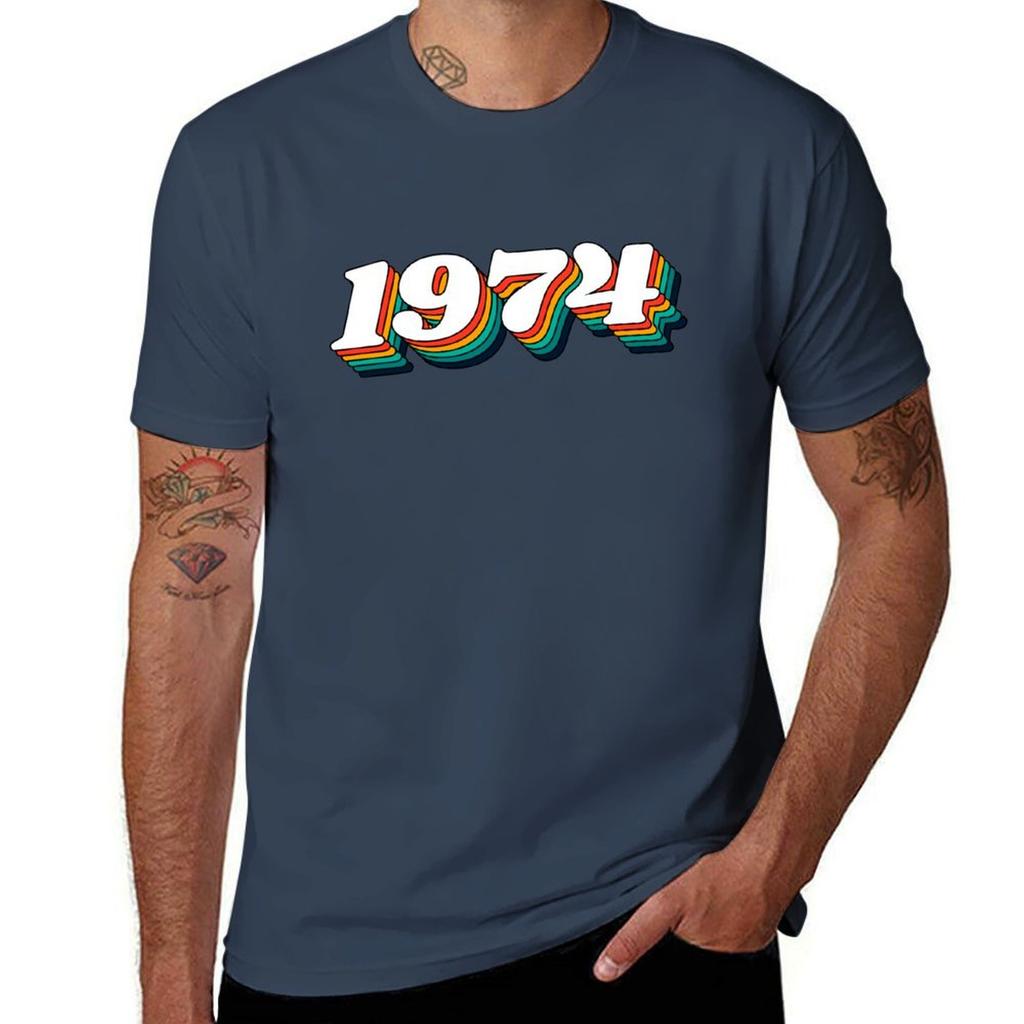 1974 Retro Label 1974 Vintage Birthday TShirt Basic Regular Fit Casual TShirt