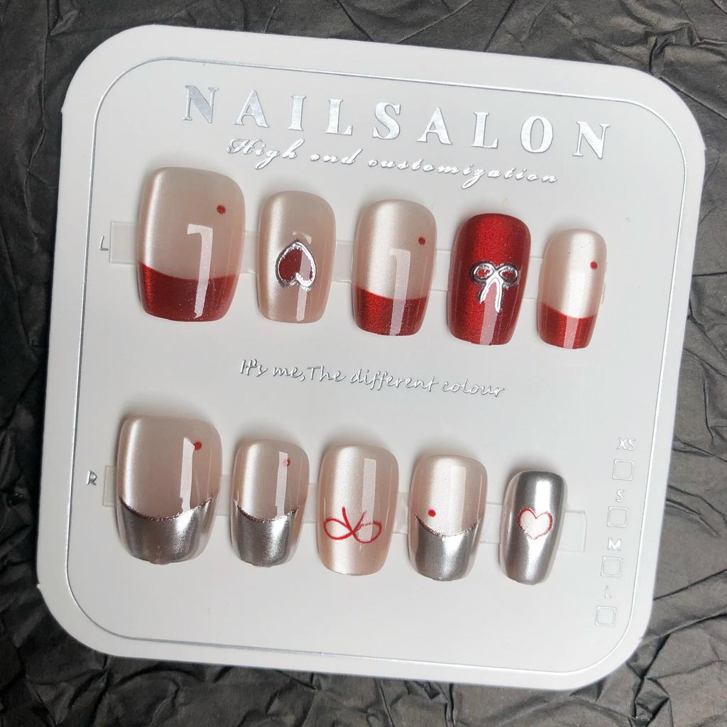 Little Monkey Angkor Red Holiday Nail Art – Festive Short Style for a Bright Look