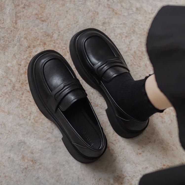

Real soft leather brown loafers women s autumn 2025 new small leather shoes British style platform one pedal jk single shoes 35