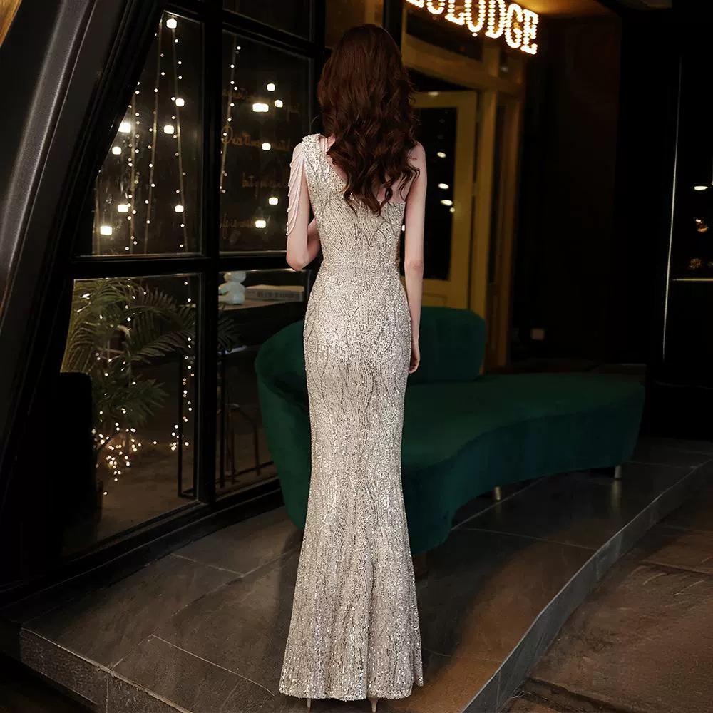 Sequined Fishtail Evening Dress Dress Women's 1011 New Temperament Long Shoulder Tassel Presides Over the Annual Meeting Banquet