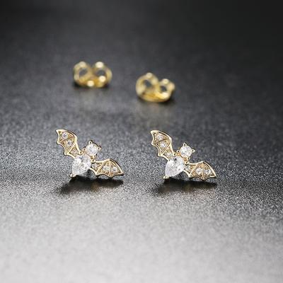 Cute Bat Stud Earrings for Women Trend Gothic Cartilage Ear Accessories Gold Color Zirconia Gothic Fashion Jewelry 2024 E489