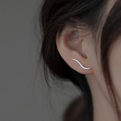 Koreanischen Stil Glatte Linien Stud Ohrringe für Frauen Platin Farbe Femme Mode Schmuck 2022 Neue