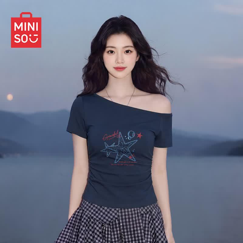 Женский укороченный топ MINISO облегающего кроя с открытыми плечами M