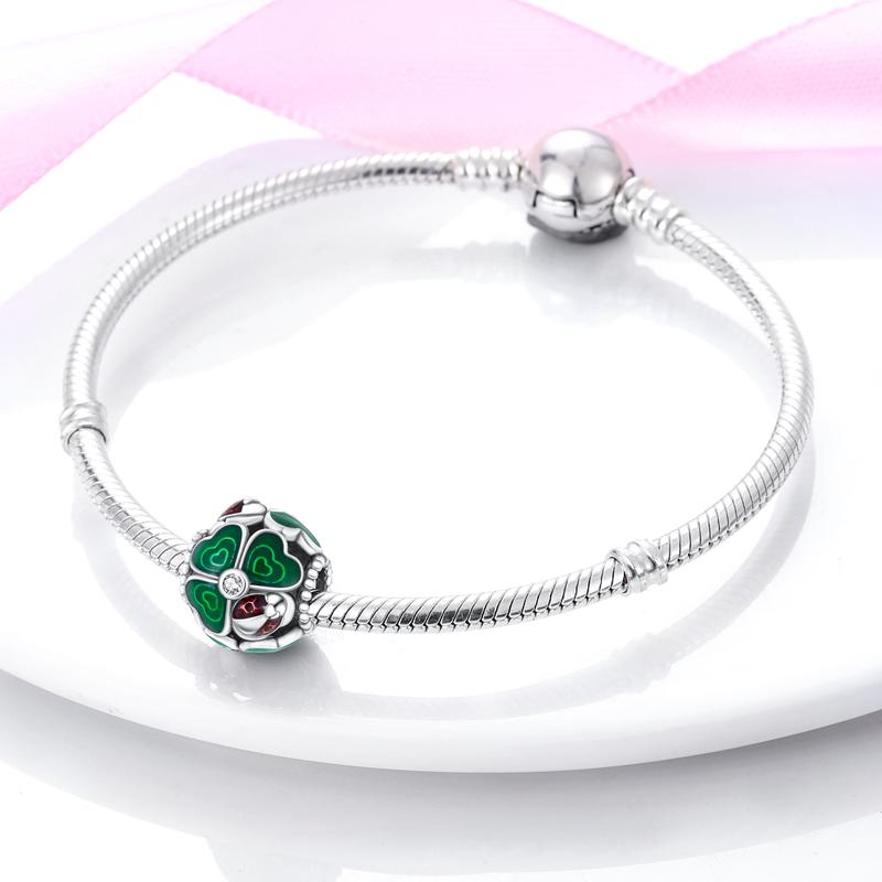 Charms Plata Hollowed-Out Four-Leaf Clover Ladybug Beads Fit Original Bracelets Charm For Women Jewelry Diy Making Gifts