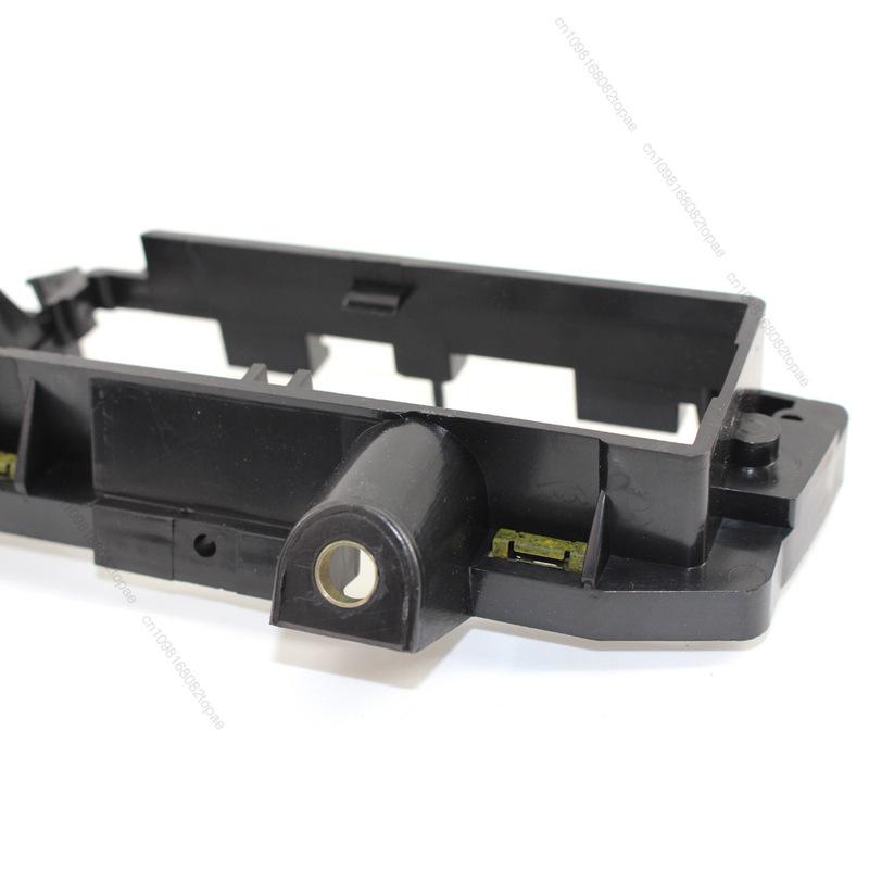 1J1867179A Window Switch Panel Bracket Replacement Durable Window Control Switch Retaining Base For VW Golf 4 MK4 1998-2004