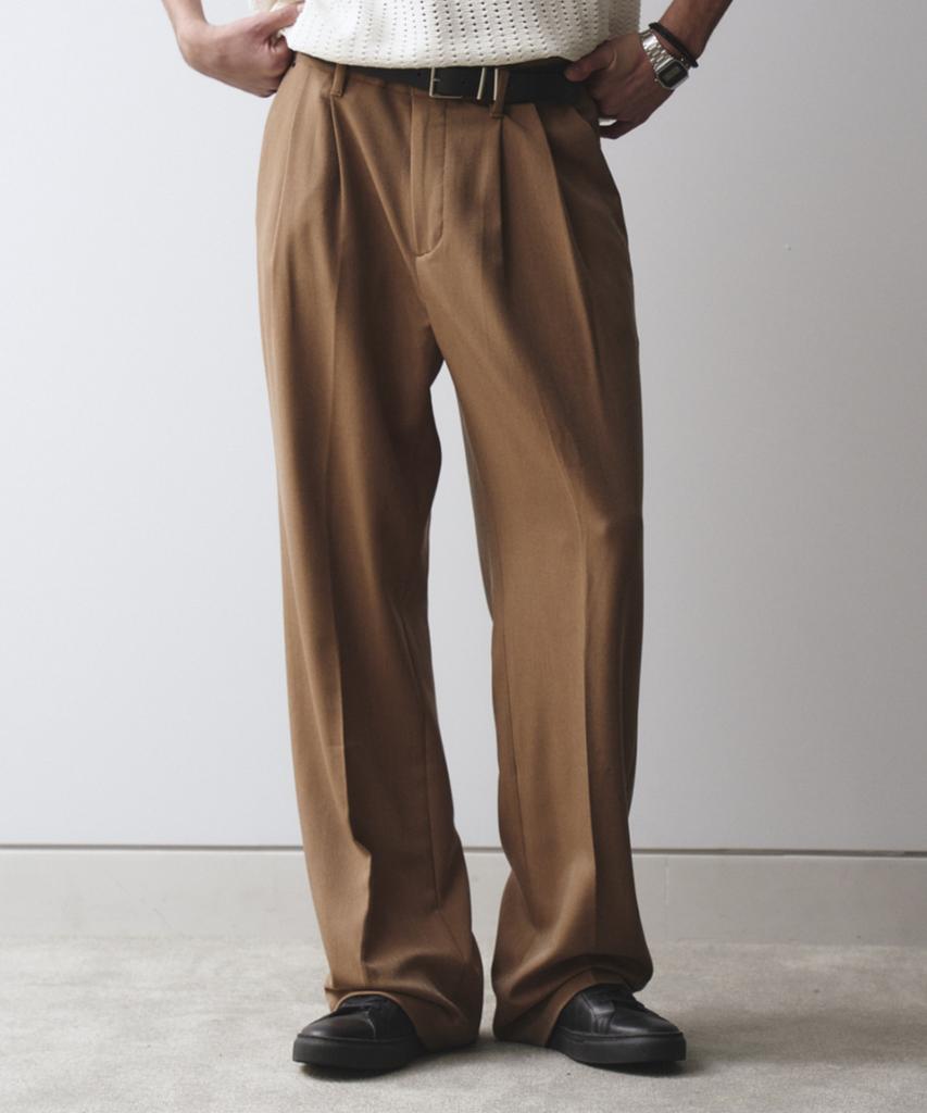 MAISON MINED Saint Two Tuck Wide Pants Beige