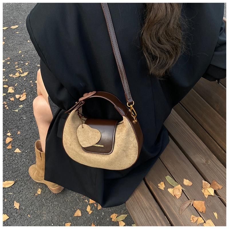 Premium Sense Niche Bag Women's Autumn and Winter New Matte Retro Shoulder Messenger Bag Dumpling Bag