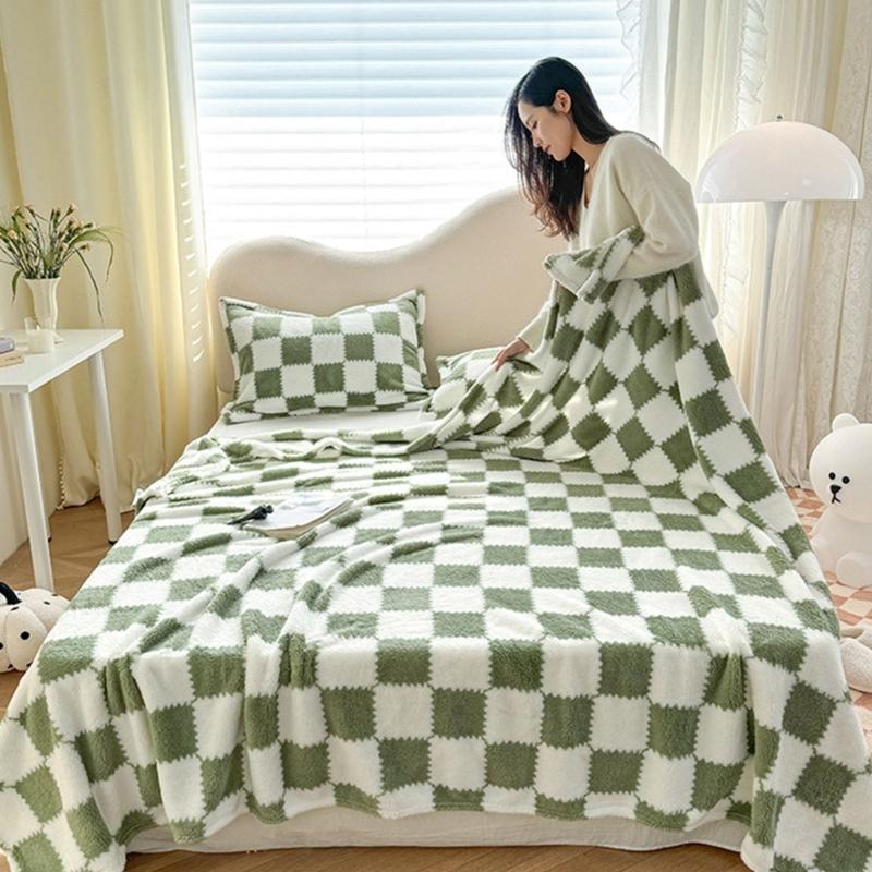 Thick Corals Fleece Grid Blanket Warm Throw for Home Travel Sturdy Machine Washable Polyester
