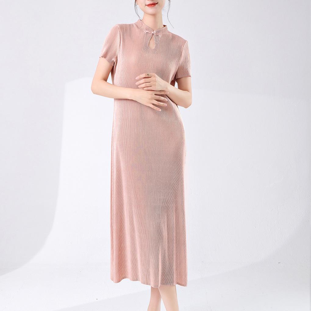 Elegant Short-Sleeve Stand-Up Collar Cheongsam Dress