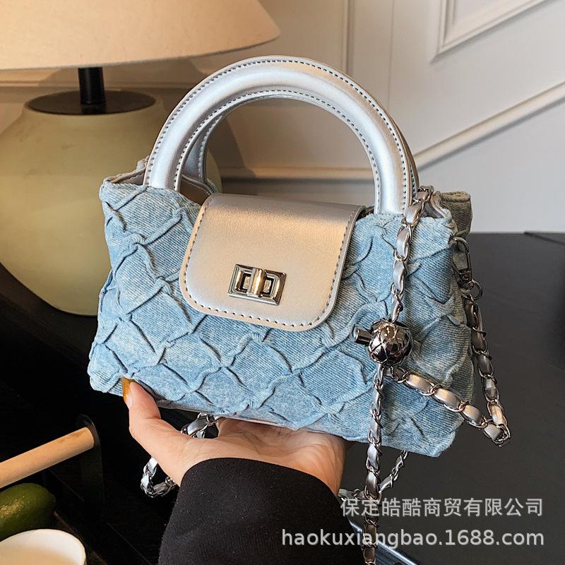 Denim Bag Women's Summer 2025 New Fashion Niche Design Messenger Bag Korean Version of High-end Foreign Gas Bucket Bag