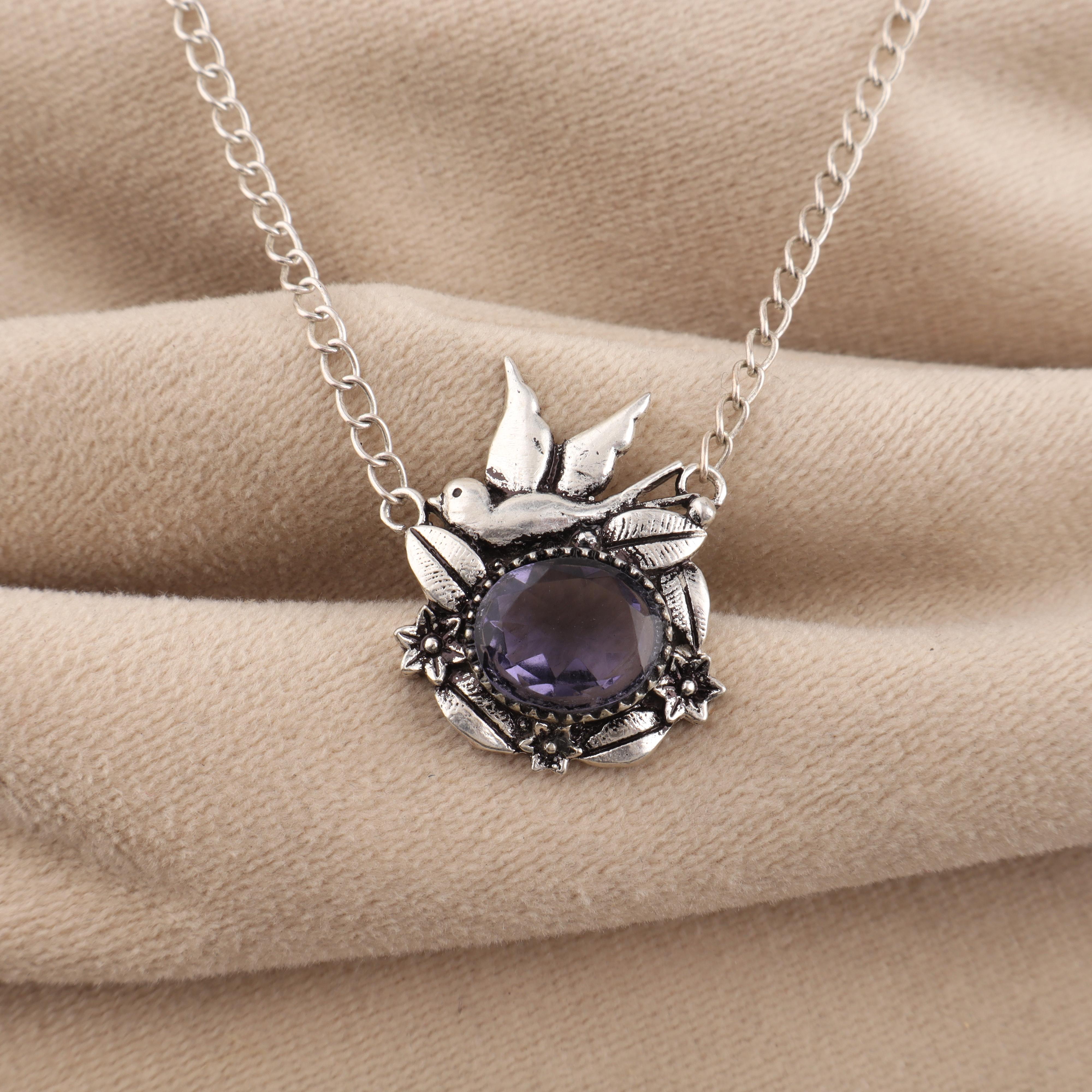 

Натуральний камінь іоліт Срібний кулон 0,5 Срібло 925 проби Дизайнерська прикраса Для подарунка CP-43-10