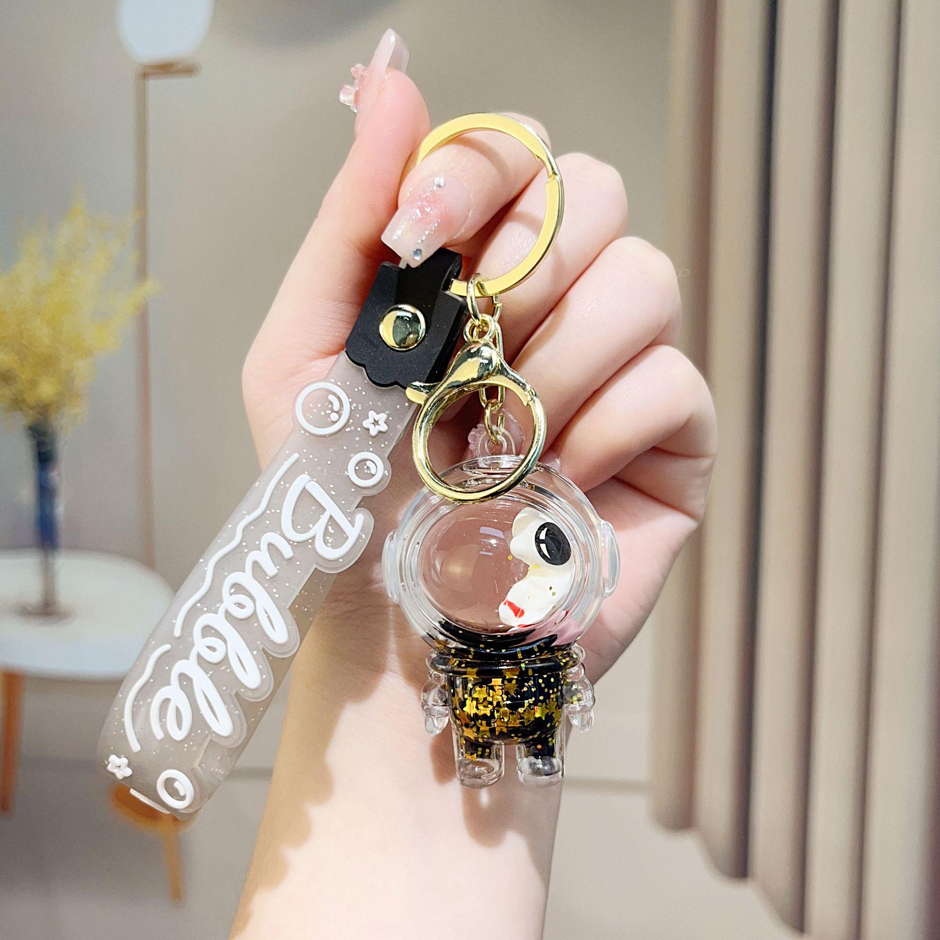 

Acrylic Glitter Liquid Sand Astronaut Keychain Pendant