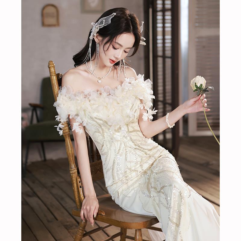 Super Fairy Evening Dress Skirt Light Luxury Niche Style 1011 New One-word Shoulder Fishtail Banquet Temperament White