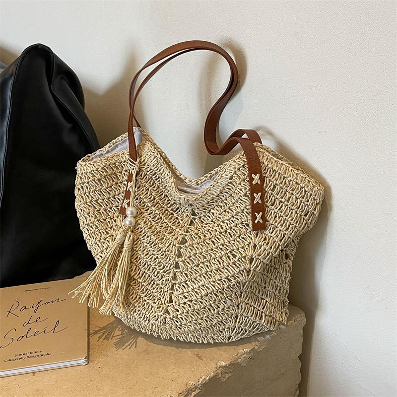 Modemarke für Frauen Handtaschen aus gewebtem Korbgeflecht aus Stroh, handgefertigt, Sommer-Strandtaschen, weibliche Freizeitreisen, große Kapazität, Rattan-Tragetaschen