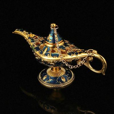 La Lampada di Aladino: Ornamenti Portafortuna in Stile Sud-Est Asiatico