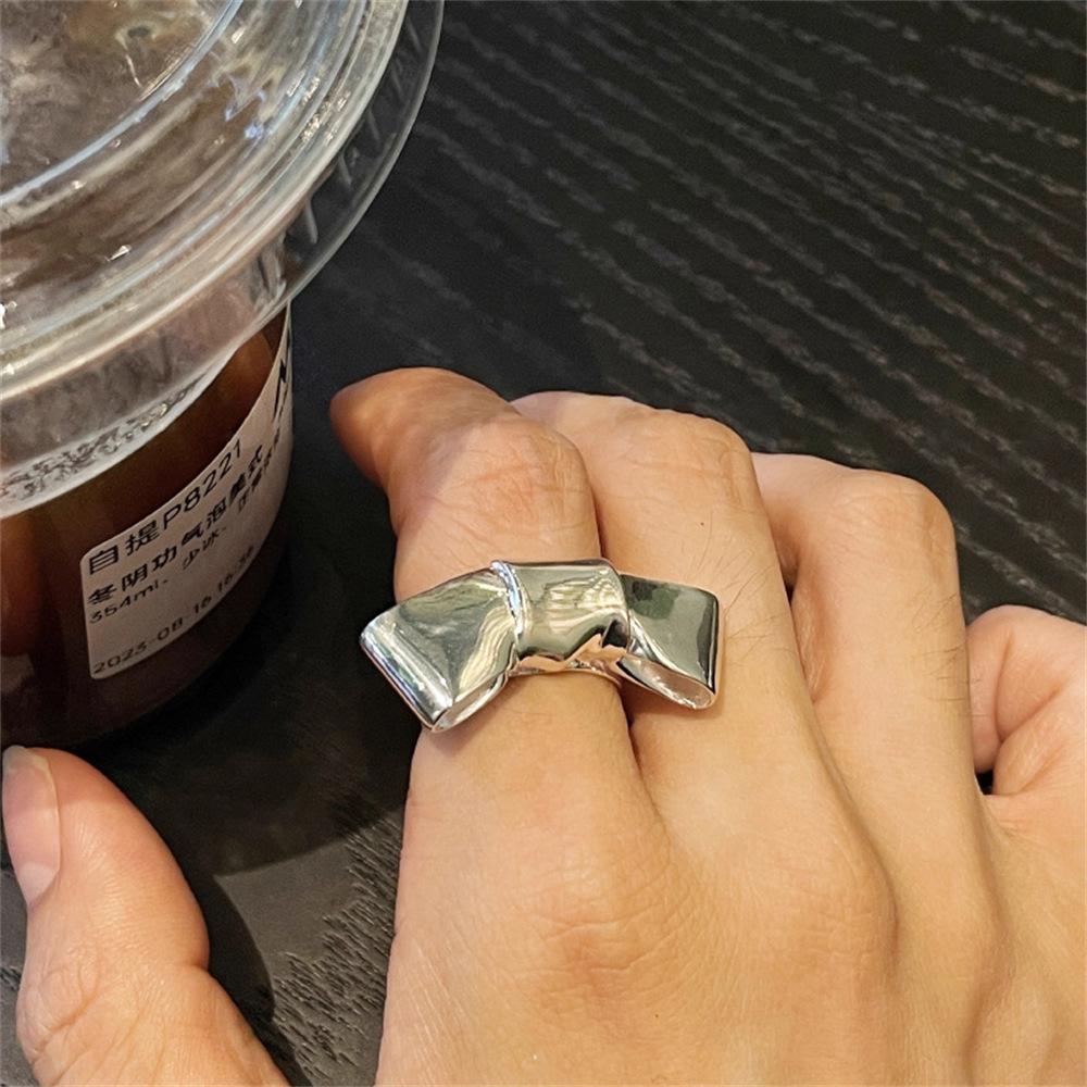 Three-dimensional Bow Tie Ring, Minimalist Style, Fashionable Personality, Simple and Versatile, Niche Design Bow Ring